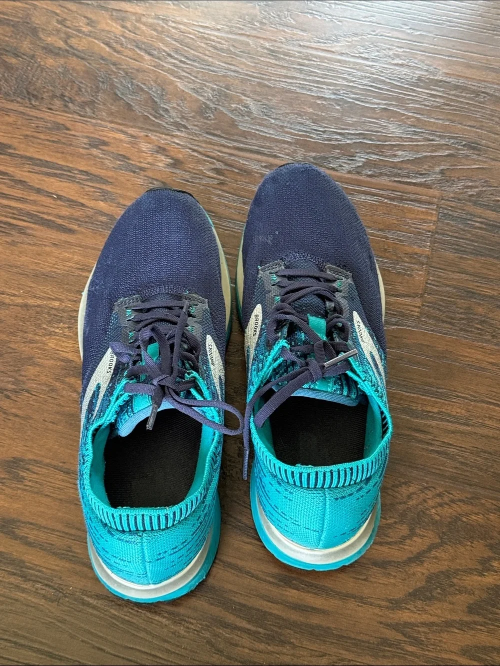Brooks breathable knit